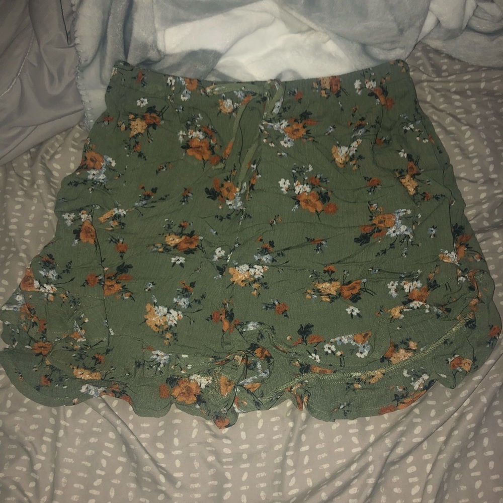 Flowy shorts